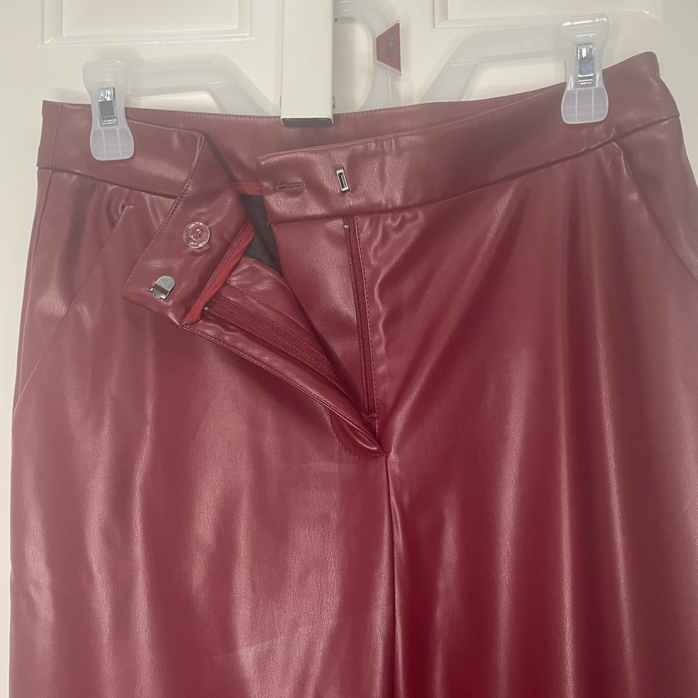 Alexia Admor Vegan Leather Pants - Picture 3 of 12